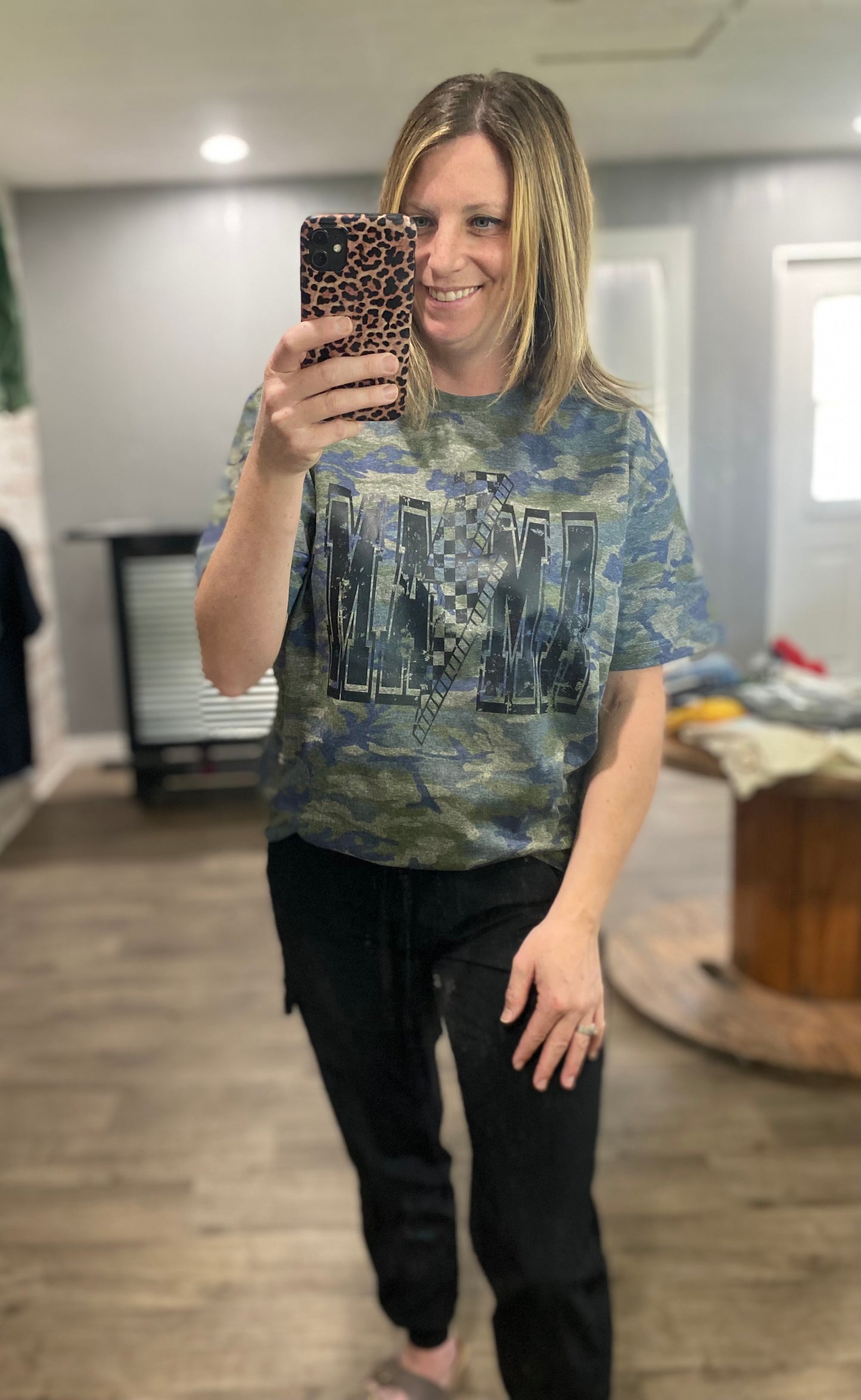 Retro Mama Graphic Tee - camo