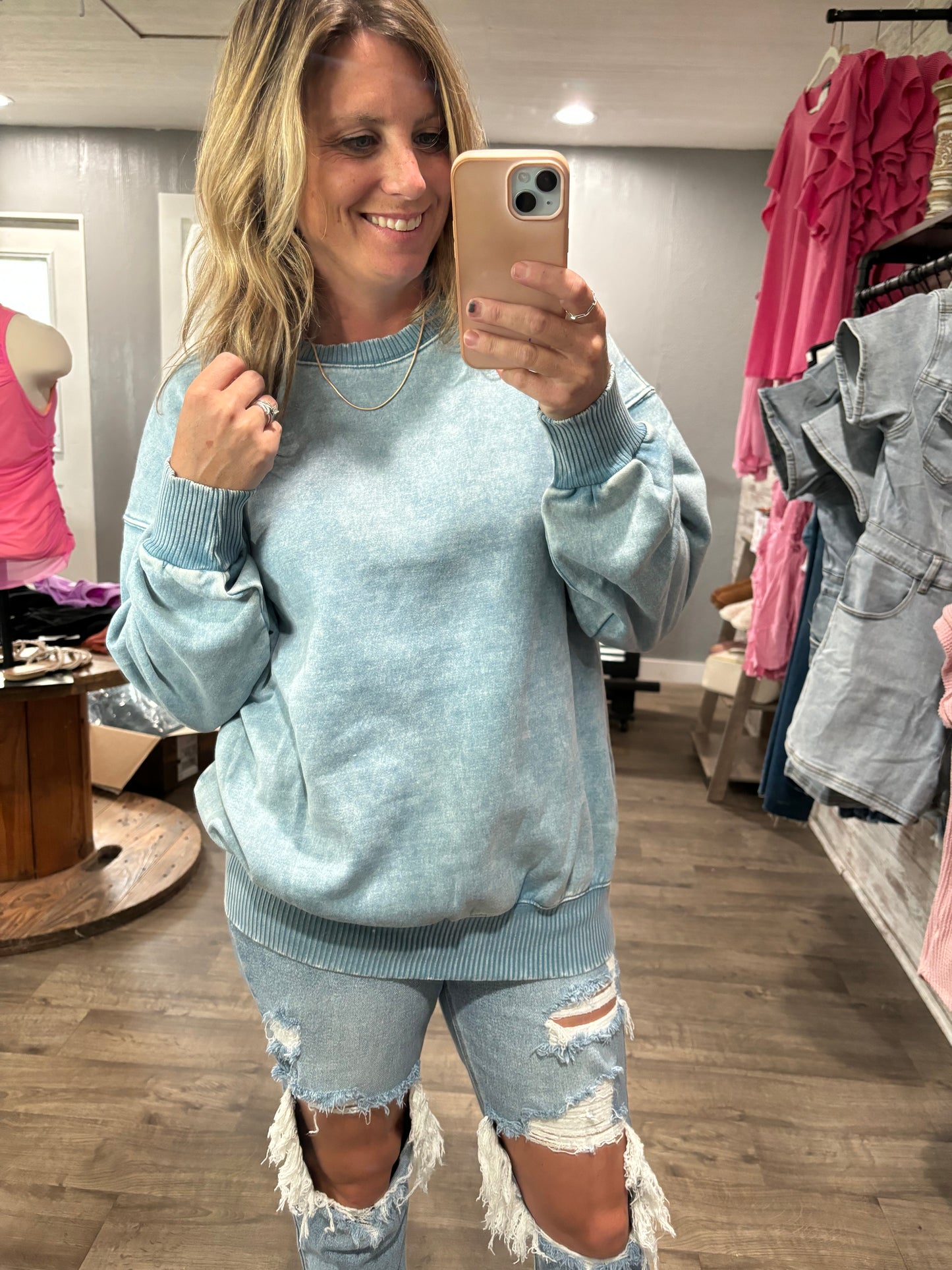 Avery Acid Wash Pullover - blue/gray