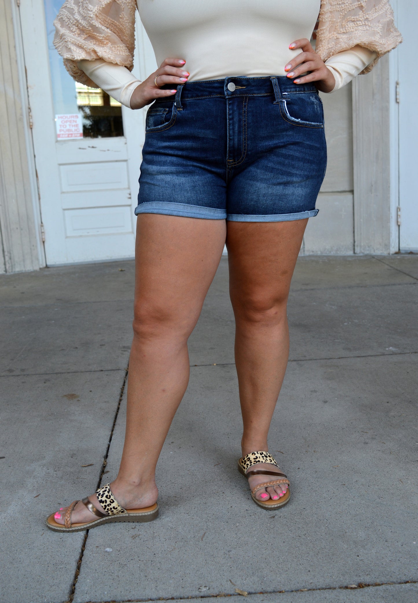 Risen Mid Rise Shorts - dark wash