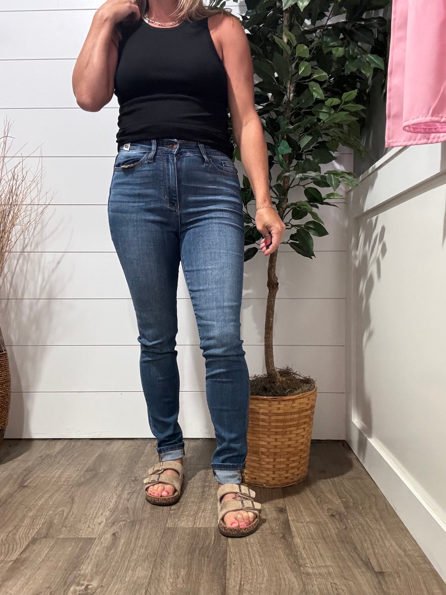 Daphne High Rise Skinny Jeans