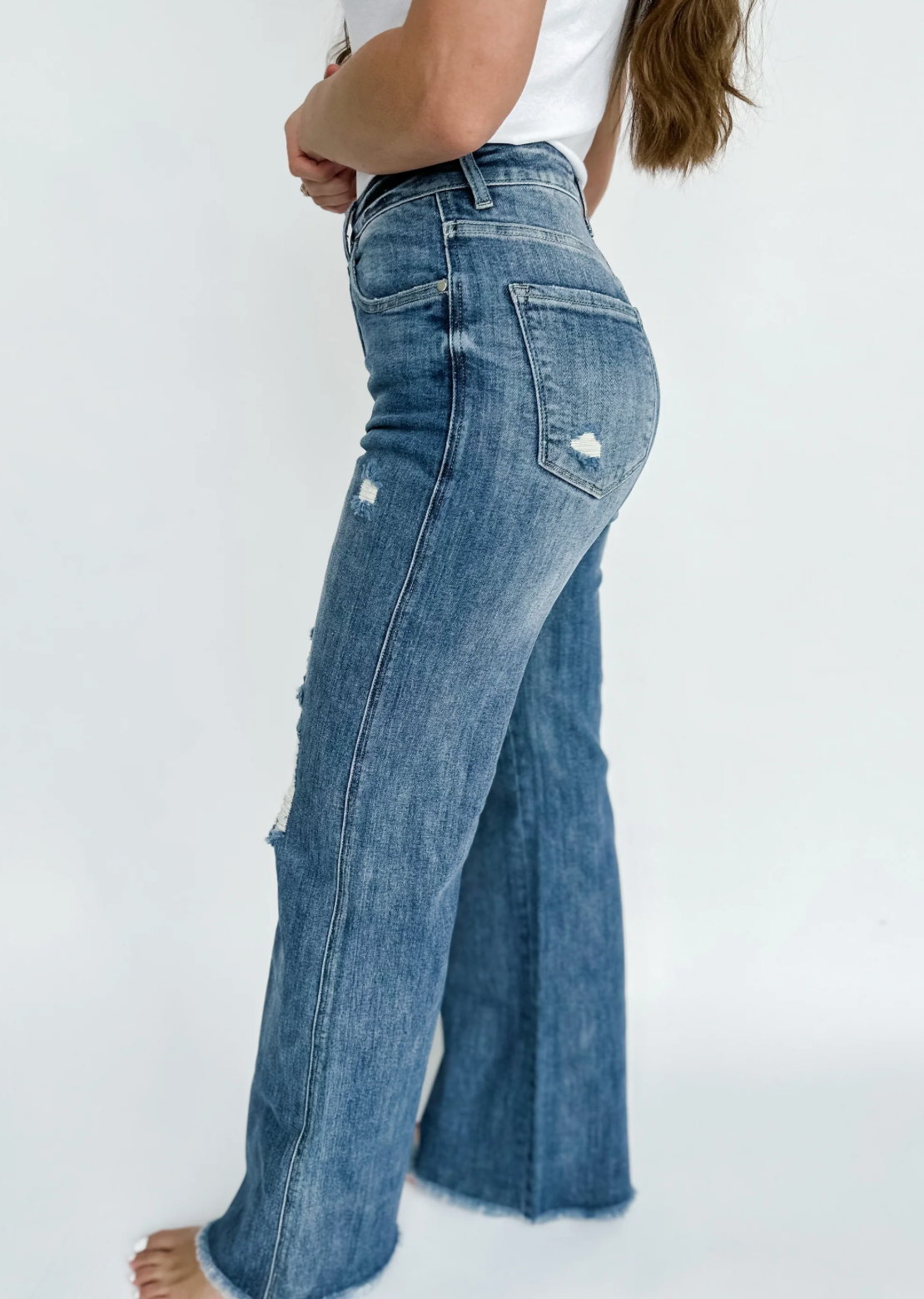 Blakeley Distressed Straight Leg Jeans