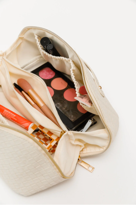 New Dawn Cosmetic Bag - White