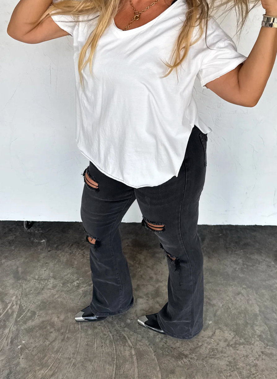 PREORDER: ASHLAND STRAIGHT LEG DISTRESSED JEANS - BLACK