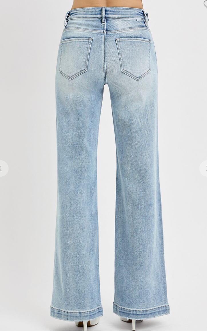 Risen Mid Rise Wide Leg Jeans Light Wash