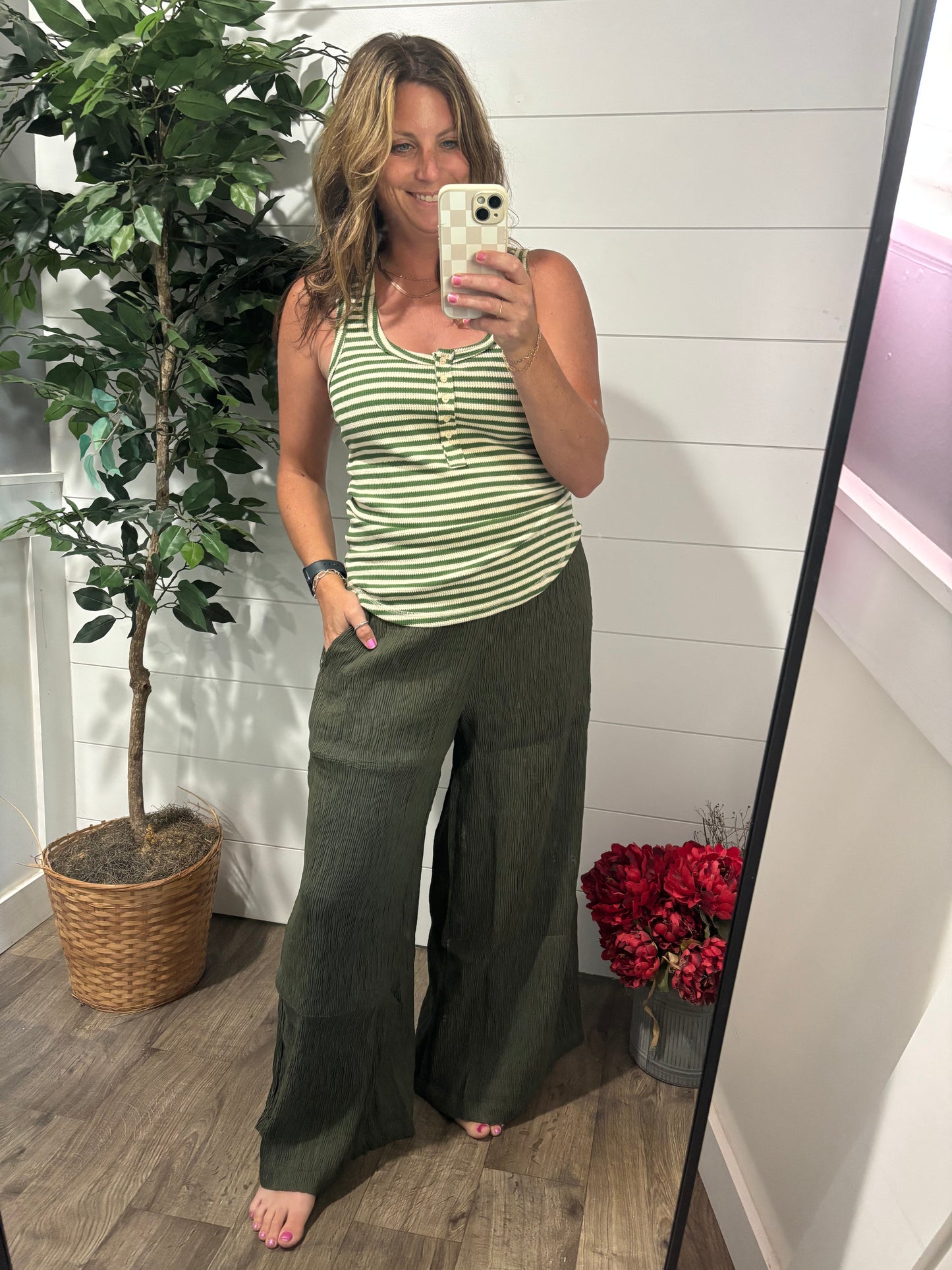 Weekend Wander Lounge Set - Olive