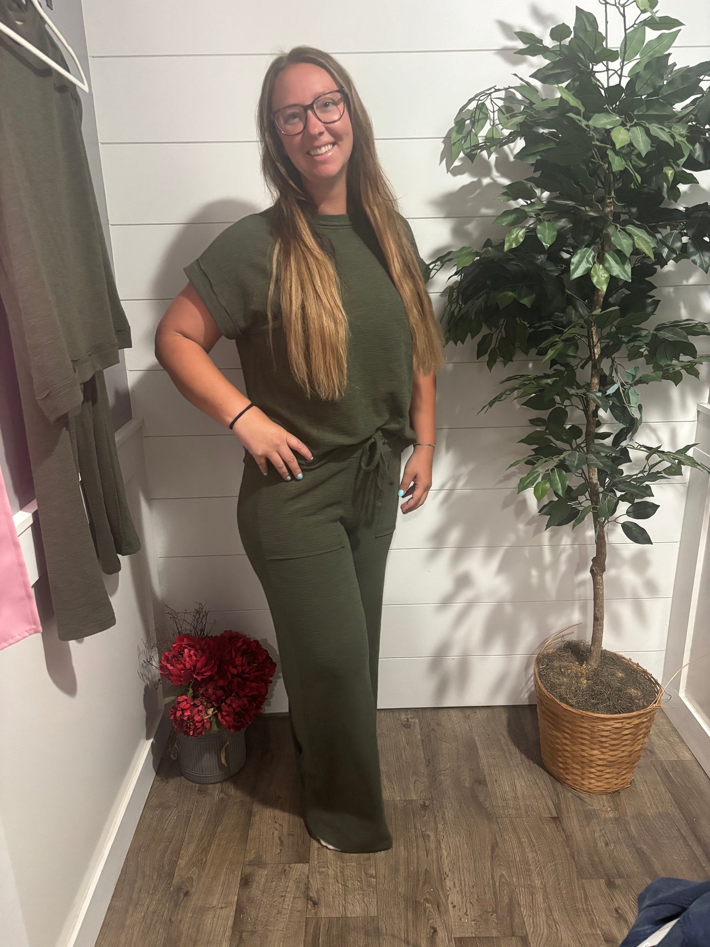 Weekend Wander Lounge Set - Olive