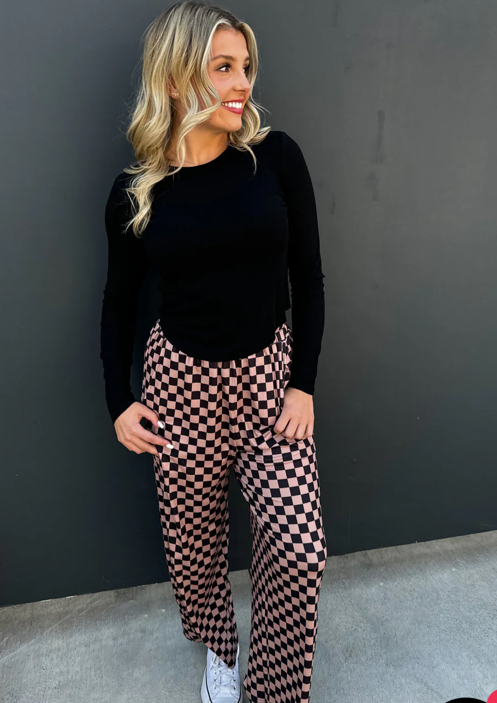 Elena Curve Hem Ribbed Top