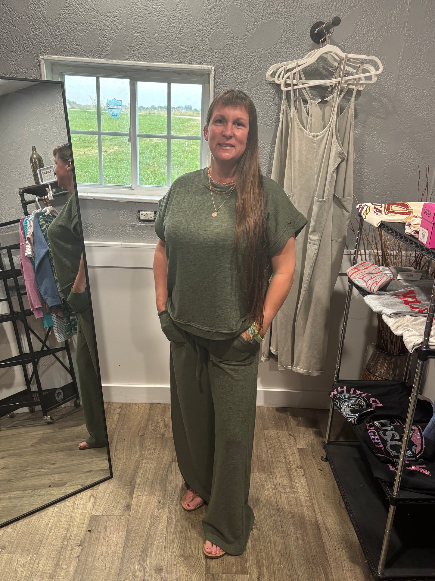 Weekend Wander Lounge Set - Olive
