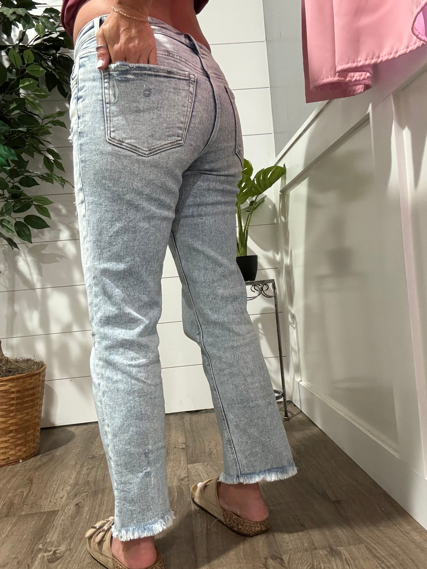Lovervet Tummy Control Straight Jeans - Lucy Wash