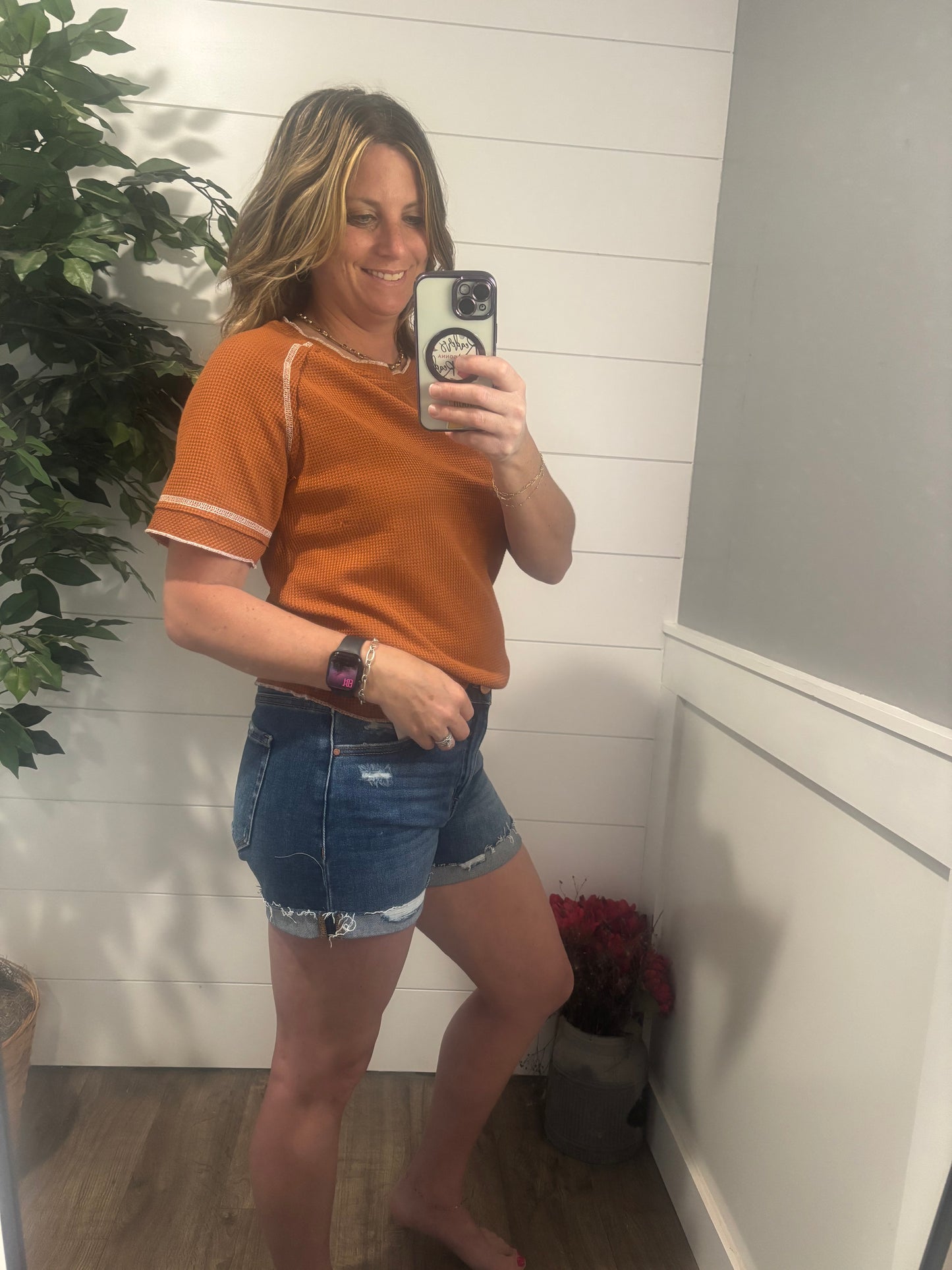 Risen Mid Rise Shorts - Taylor Wash