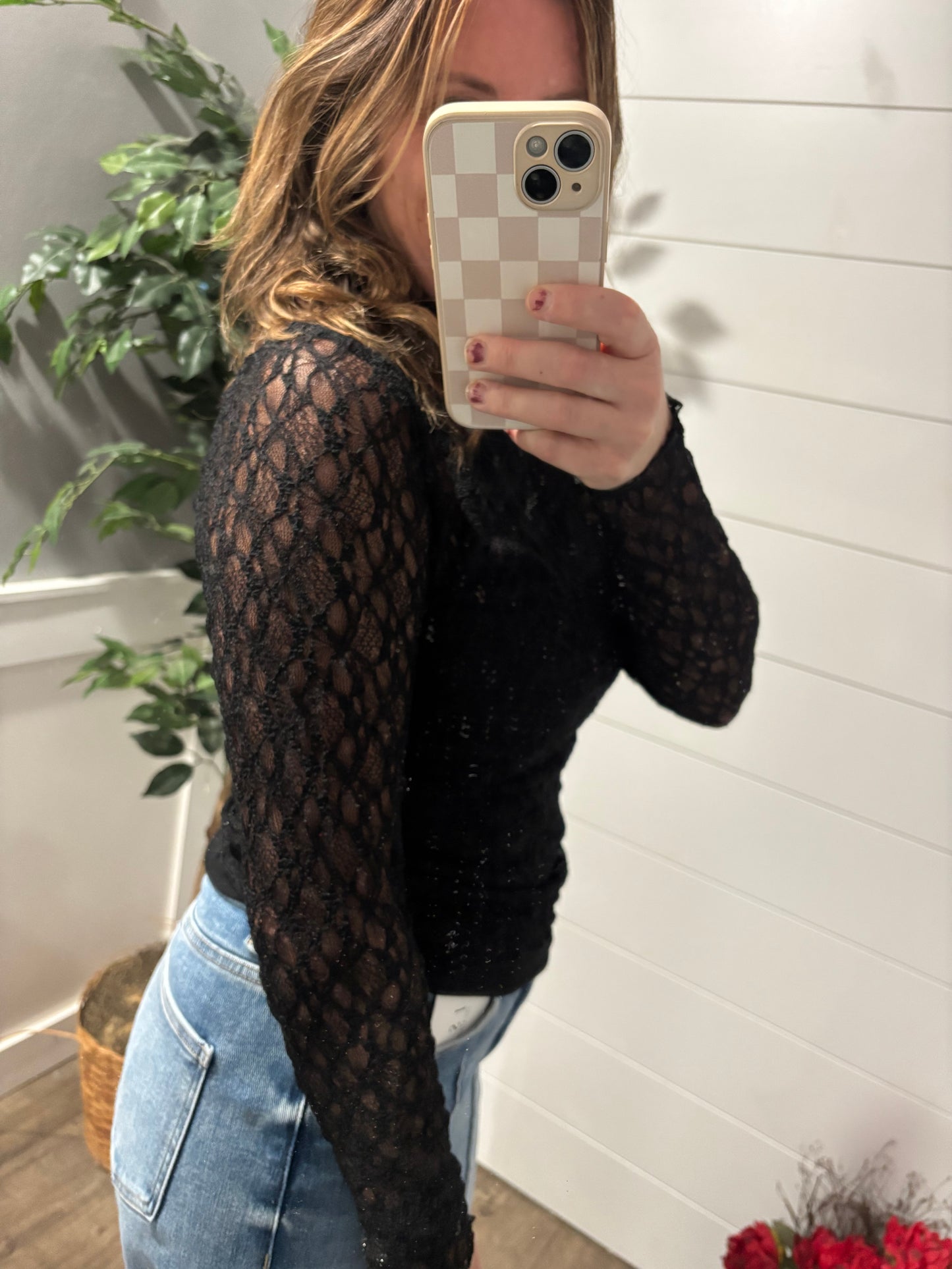 Jolie Lace Thumbhole Top