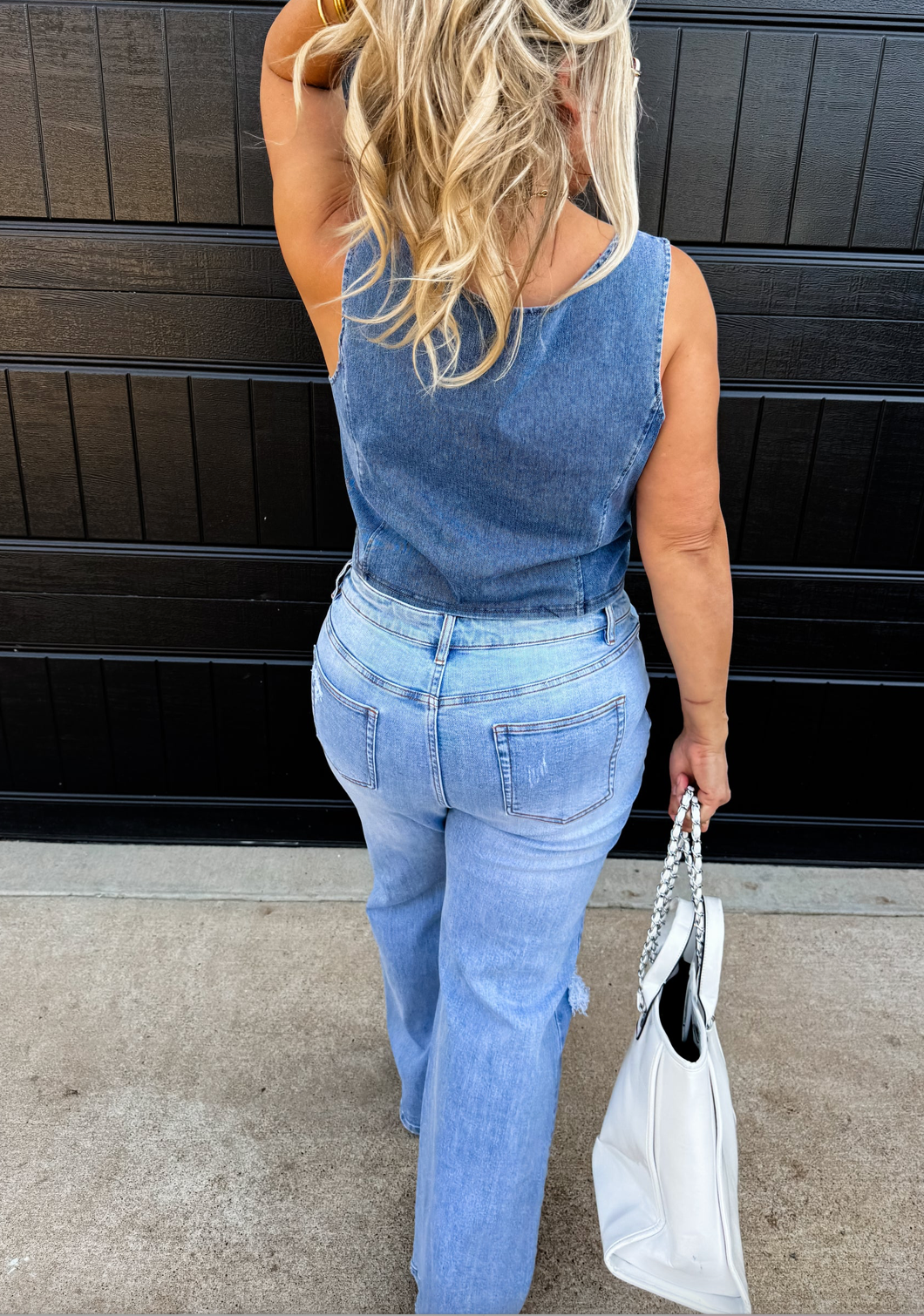 PREORDER: ASHLAND STRAIGHT LEG DISTRESSED JEANS