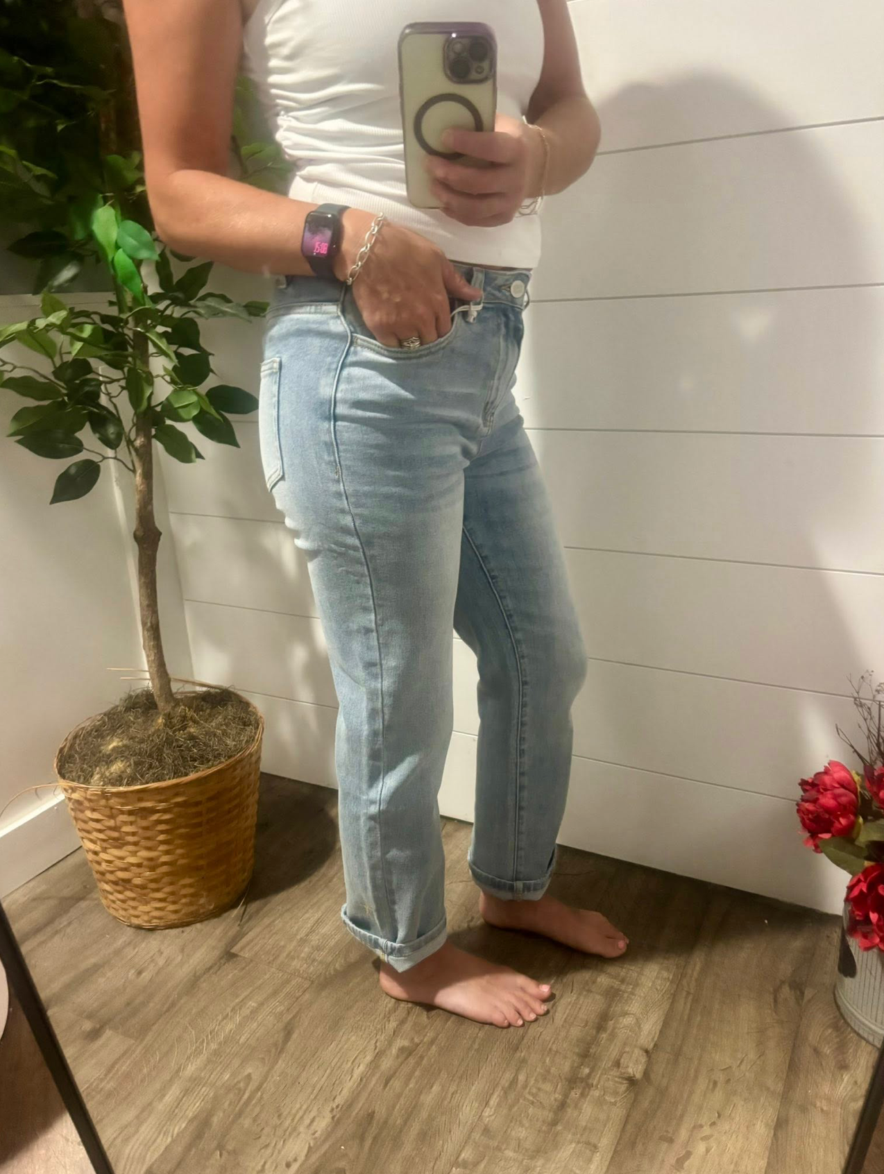 Alexie Straight Leg Cropped Jeans