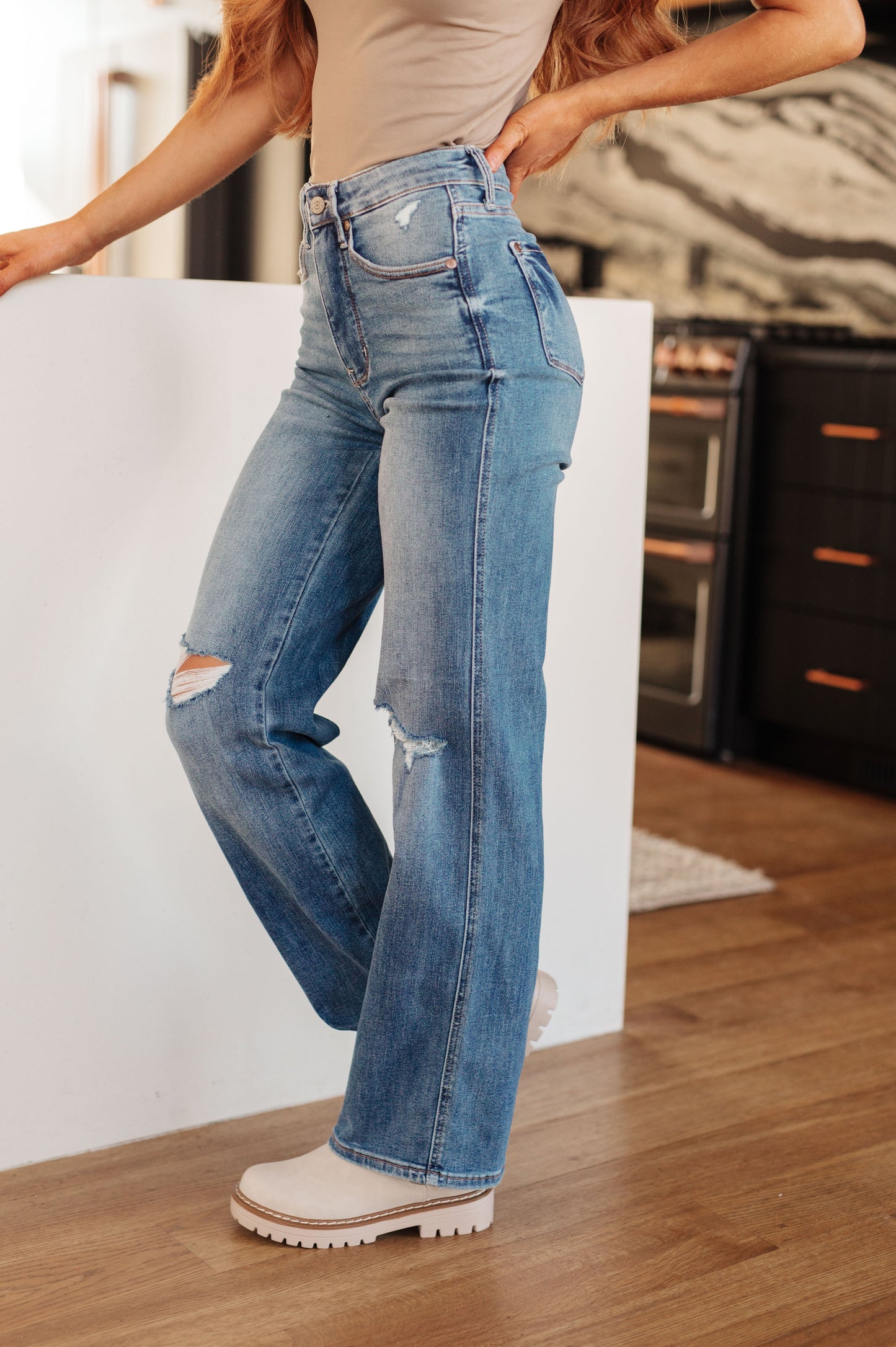 Judy Blue High Rise Tummy Control Straight Jeans - Bree wash