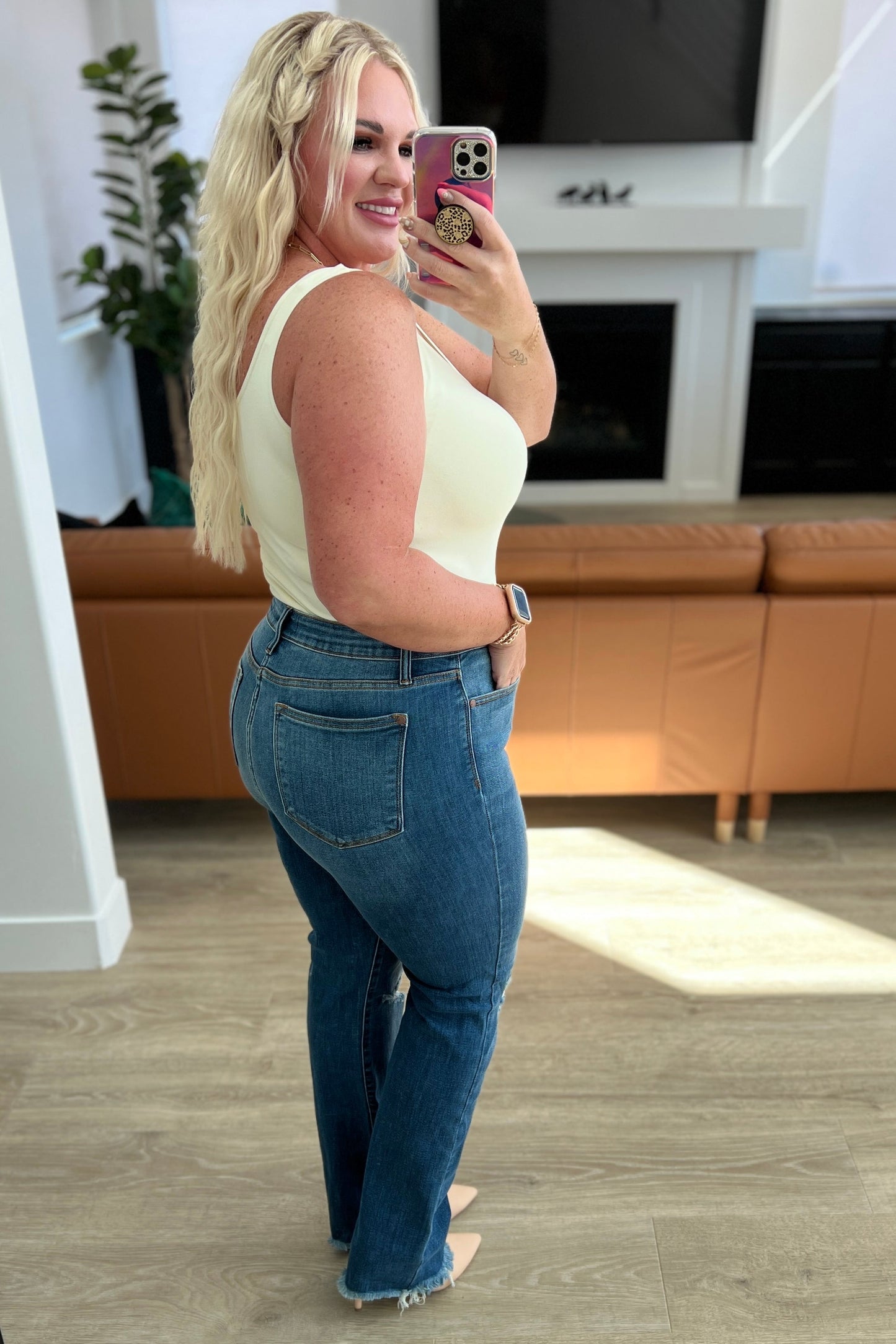 Judy Blue High Rise Distressed Straight Jeans -  Morgan Wash